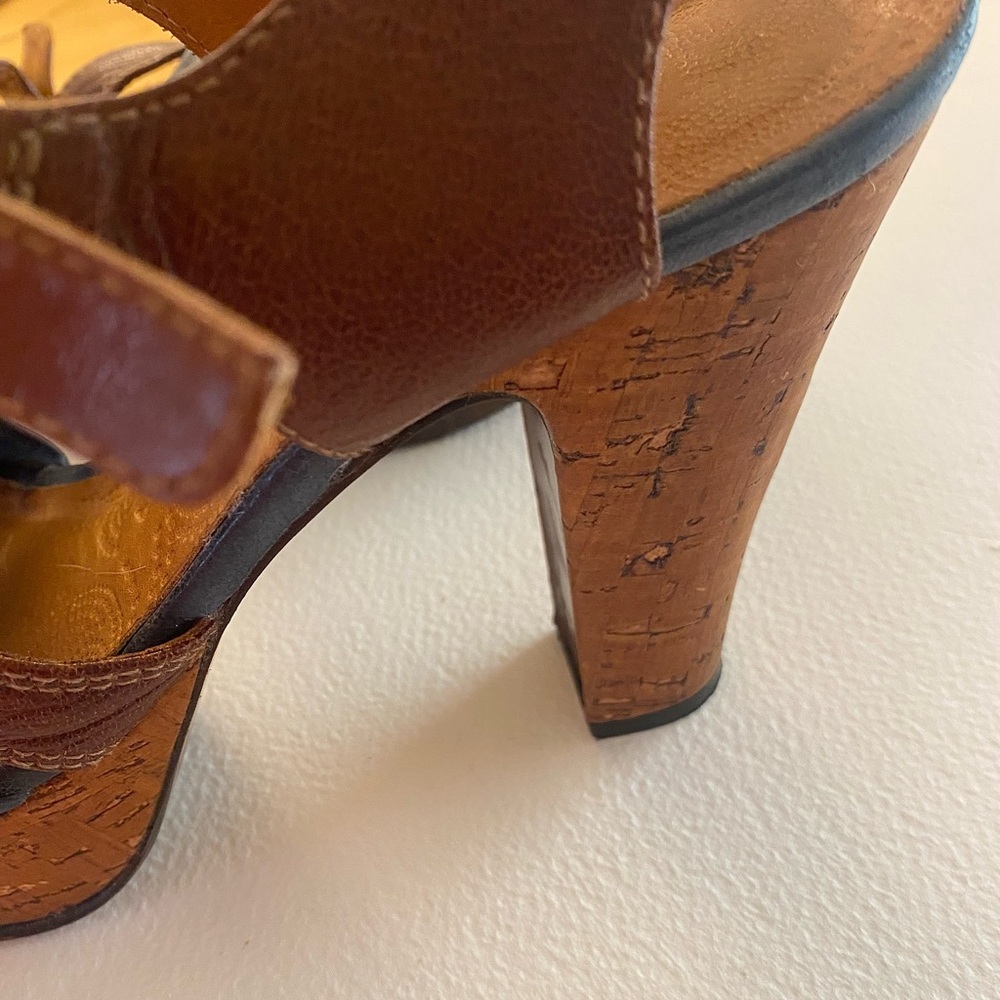 Chie Mihara Tan and Blue Platform Heels - Picture 9 of 15